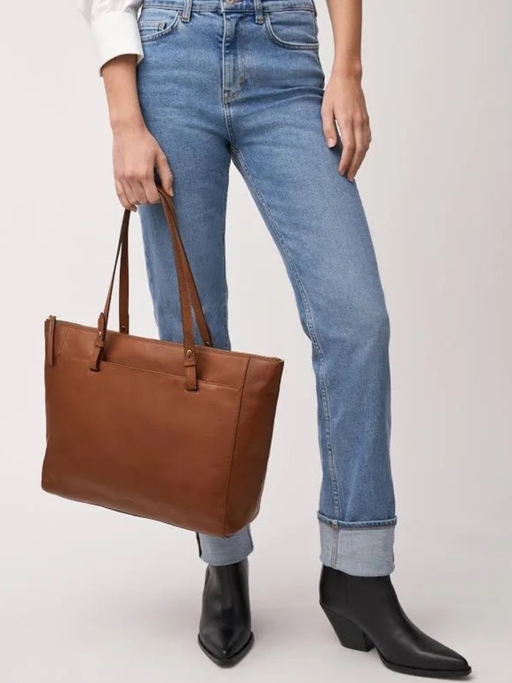 Fossil Rachel Medium Brown Cognac Smooth Leather Zip Top Tote Bag Key Charm